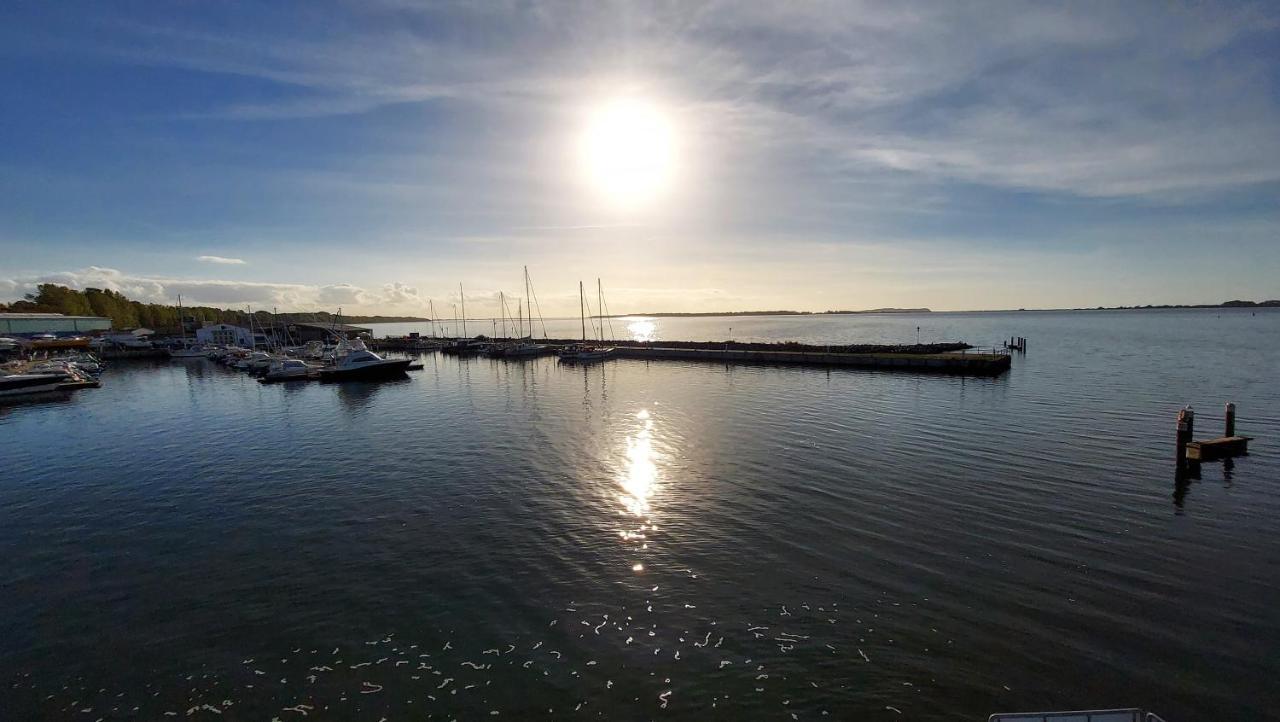Ferienwohnung Im Uhlenhuus Wiek auf Rügen Buitenkant foto